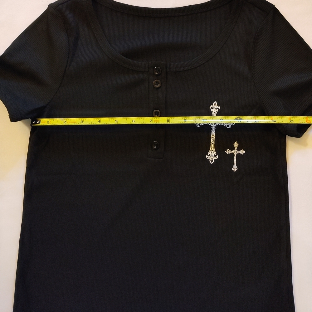 SHEIN Black Short Sleeve Tee with Cross Design NWOT - Picture 3 of 7